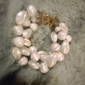 VINTAGE TRIFARI BRACELET